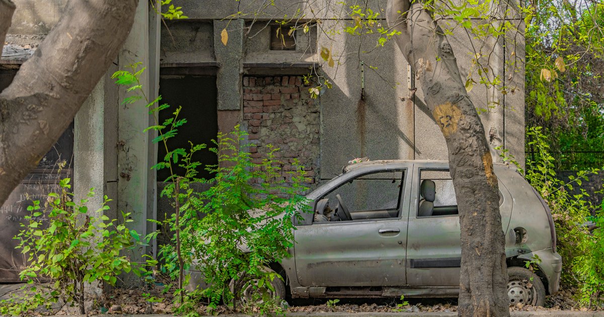 Abandoned Vehicle Notice: What It Is & How to File One