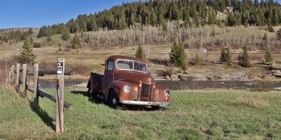 Abandoned Vehicle on Private Property: What to Do