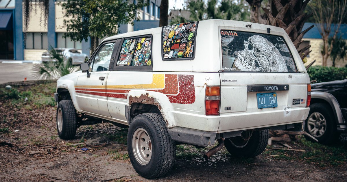 Florida Specialty License Plates: Complete 2026 Guide