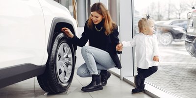 How to Contact a Vehicle Owner to Pay a Balance Owed