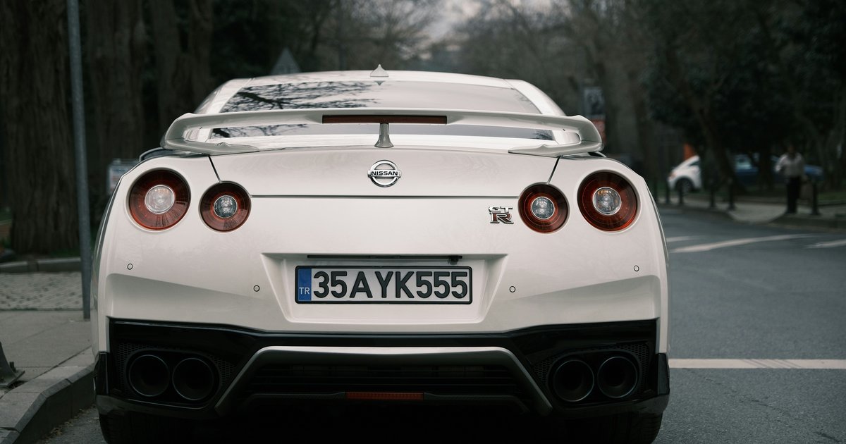 What Is a Vanity Plate? Meaning, Rules, and Examples